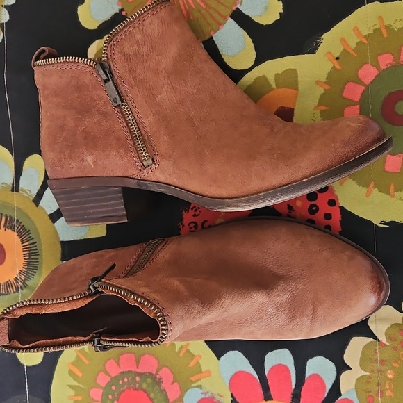 Lucky Brand Shoes - Lucky Brand Tan Leather Ankle Boots Size 8